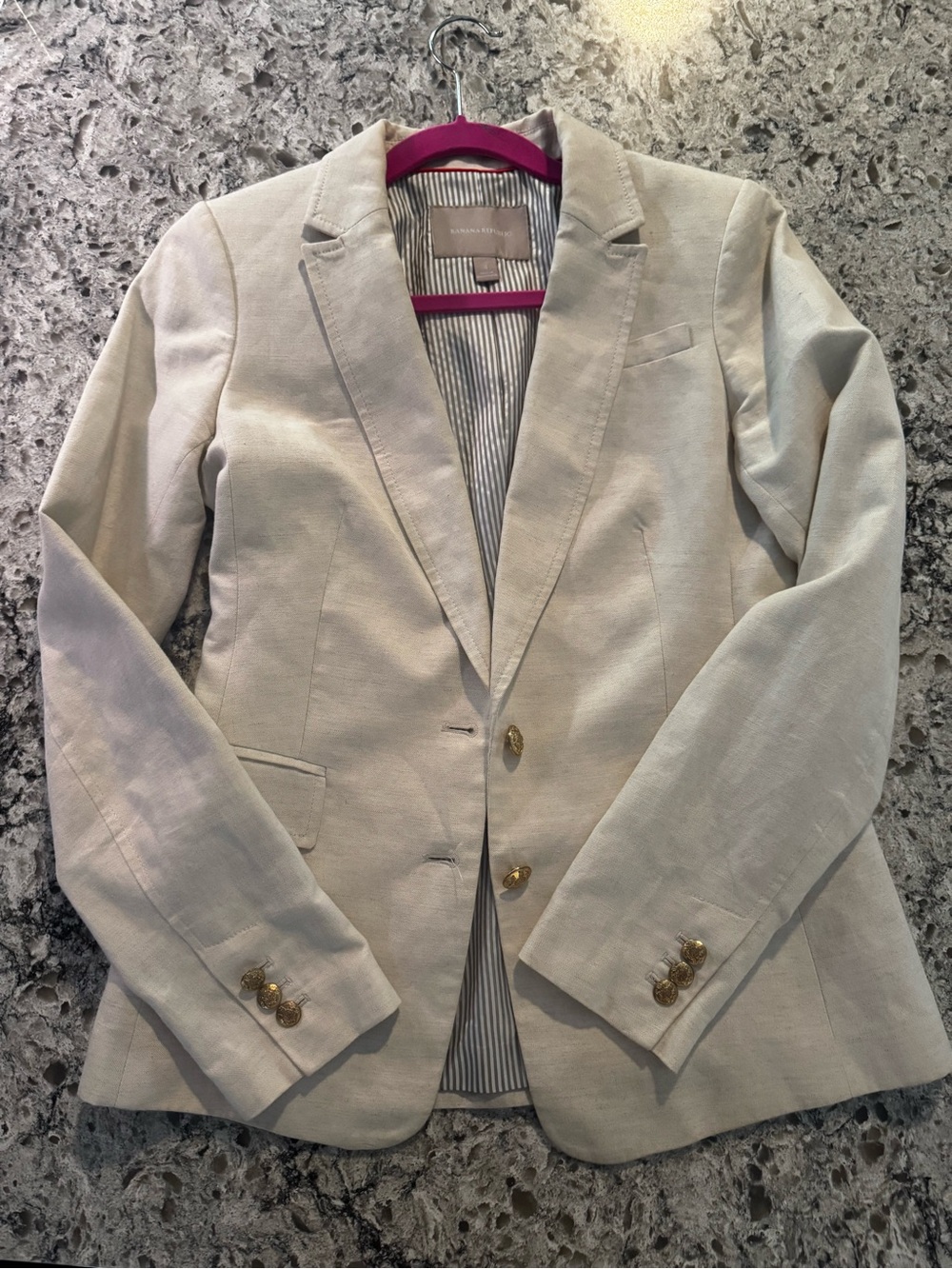 Banana Republic Cream linen lined Blazer with Gold Buttons